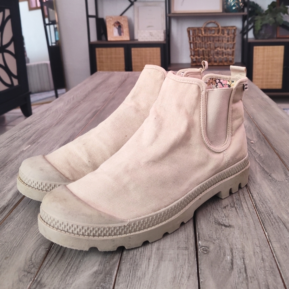 Billabong Women's Sydney Chelsea Boot Size 9.5